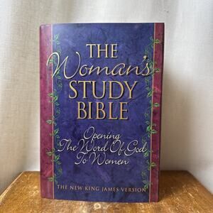 The Woman's Study Bible NJKV, 1995, Thomas Nelson Hardcover Dust Jacket‎